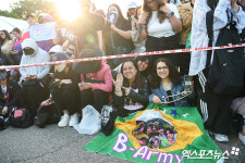 BTS 지민-정국 전역을 기다리는 글로벌 아미[엑s HD포토]