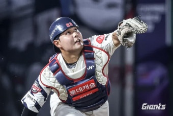 '롯데 2군' 상동 자이언츠, '1위 한화' 삼켰다!…박재엽 데뷔 첫 홈런+홍민기 쾌투→롯데 연패 탈출 [사직:스코어]