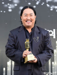 조째즈 미소 활짝[엑s HD포토]