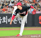 김태형 ‘막아보자’[포토]