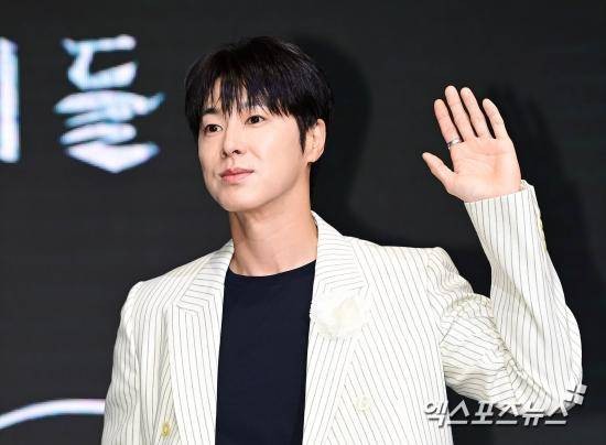 류승룡, 정윤호와의 호흡에 극찬 뛰어난 연기력과 열정 송명