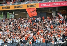 한화, KBO리그 44년사 관중 5대 기록 전부 무너트린다…이글스 경기 열렸다 하면 완판→초대형 흥행 태풍 [대전 현장]