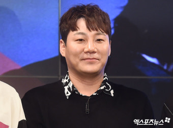 윤민수, 이혼 후 한집살이…