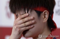 '안세영 없잖아! 내가 王'→10연패 中 왕즈이, 공포의 화력 2-0 완승 해냈다…세계 50위 '29분 만에' 완파+독일 오픈 8강행
