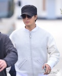 '연예계 떠난지 15년' 배용준, 여전한 욘사마 파워…'반백 장발' 목격담에 들썩 [엑's 이슈]
