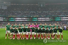 '홍명보호 꺾고 조 1위' 멕시코, 16강 탈락…'1명 퇴장' 잉글랜드, 벨링엄 멀티골→케인 PK 골로 3-2 승 '8강행' [월드컵 리뷰]