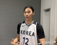 日 상대 18점 차 완패, 그래도 '젊은 피' 이해란 희망 봤다…