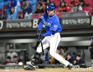'내일' 없는 야구, 삼성이 끝내 웃었다!…박승규 결승타로 KIA 6-4 제압→KS까지 1승 남았다 [PO3:스코어]
