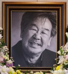 故 최불암, 마지막 길 외롭지 않았다…김혜자·김혜수 눈물, 각계각층 조문 행렬 (엑's 현장)[종합]