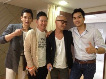 송승헌 온주완 ‘마녀사냥’ 인증샷 공개, 송승헌 바라보는 홍석천 야릇 눈빛