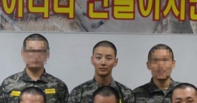 해병대 입대 윤시윤, 최근 모습 공개…성숙+늠름해졌다