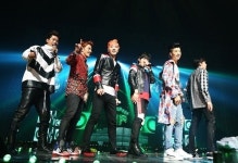 2PM, 7년차 그룹의 패기와 관록 선사하다