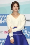 TENPHOTO, 배누리, 복부 노출… 보일 듯 말 듯 아슬아슬(스웨덴 세탁소)