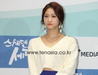 TENPHOTO, 배누리, 복부 노출… 보일 듯 말 듯 아슬아슬(스웨덴 세탁소)