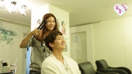 우결 김소은, 송재림 일일 매니저 변신…무릎꿇은 굴욕은?