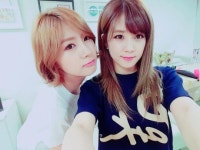 에이핑크 하영·초롱, 다정하게 미모 발산 잠시후 10시!