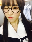여자친구 유주, 생일 맞아 복고 셀카 공개 생일 날짜도 1004!