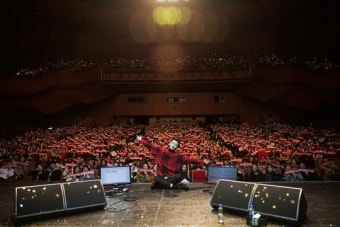 도쿄 아레나서 열린 박서준 팬미팅, 1만 1천명 열광한 순간