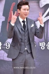 [TEN PHOTO] 김민종, ‘수줍어도 포즈는 잘 취해요'(미세스 캅2)