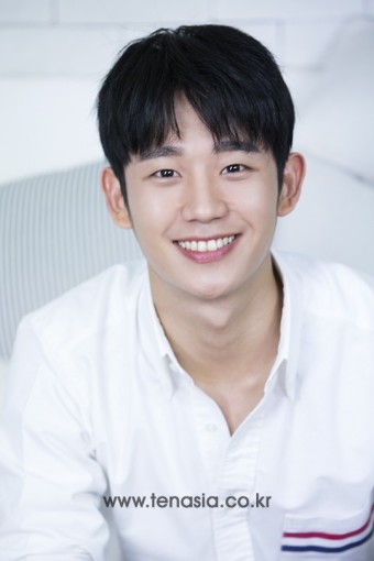 정해인, 호기심을 부르는 배우 (인터뷰)