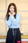 [TEN PHOTO] 러블리즈 이미주, 애교 뒤에 찾아온 민망함...‘그 모습이 더 귀여워’(나는 취준생이다)