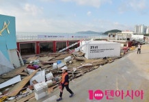 [TEN PHOTO]태풍 차바로 사라진 비프빌리지