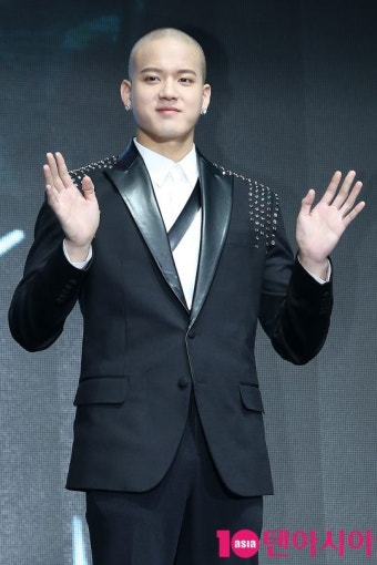 [TEN PHOTO] 비투비 프니엘 '부드러운 미소'