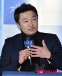 [TEN PHOTO]한재영 강하늘 믿고 찰지게 때렸다