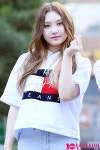 [TEN PHOTO] 프리스틴 성연 눈빛에 반하다