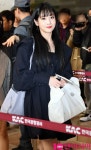 [TEN PHOTO]러블리즈 유지애 러블리한 공항패션