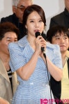 백지영 노래하자 김정은 위원장 