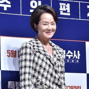 故 김영애 1주기, 소속사 추모...