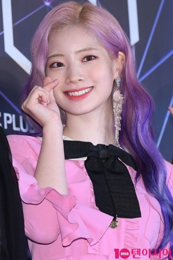 日 정치인, 트와이스 다현 입은 '위안부 티셔츠' 트집 