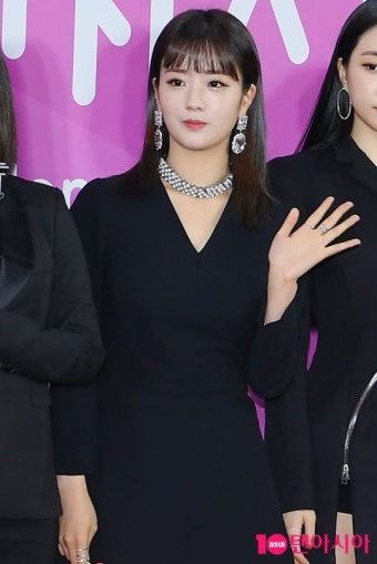 [TEN PHOTO] 에이핑크 윤보미 '귀여움 뽐뽐뽐'