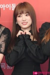 [TEN PHOTO] 아이즈원 야부키 나코 인형이 따로 없네