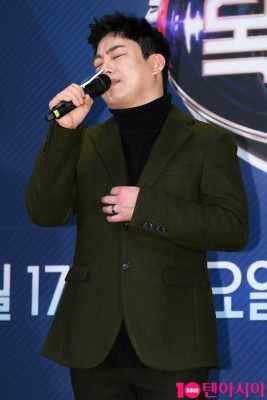 [TEN PHOTO] 김길중 '소름돋는 가창력' | 포토뉴스