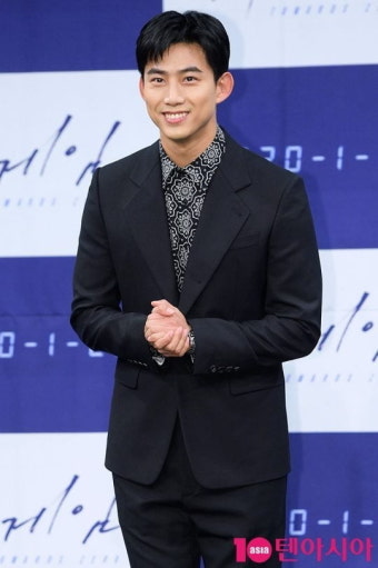 옥택연, 영화 '한산' 캐스팅 확정…사극 첫 도전 [공식]