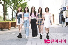 [IDOL STREET] 레드스퀘어, 레트로+빈티지…5人 5色 청량돌