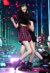 [TEN 포토] 스테이씨 윤 어마어마한 다리길이