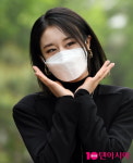 [TEN 포토] 박지연 시크한 꽃이 피었습나다