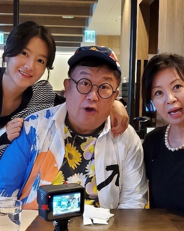 코미디언 이용식 딸 이수민X가수 원혁 부부, 결혼 5개월 만에 임신 소식 발표 화제
