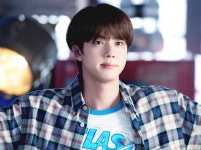 해피진데이 방탄소년단 진을 향한 전 세계 팬들의 역대급 생일 축하 행렬