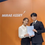 한이수X한서준, 웹드라마 미래의 회사 대본 인증샷 공개…선남선녀 비주얼