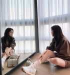 이지아, 명품 각선미 펜트하우스 사모님이 둘…하의 실종 패션도 거뜬[TEN★]