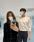 애프터스쿨 출신 정아, ♥정창영이랑 함께해 더 신났네…쇼핑 중인 애둘맘[TEN★]