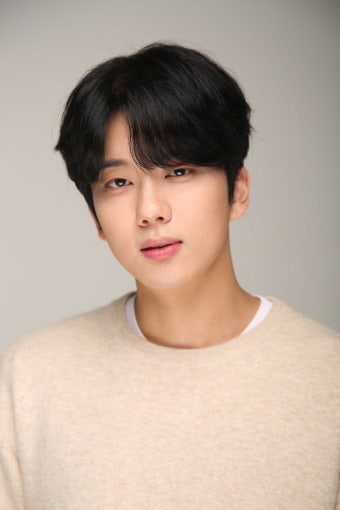 [공식] B.A.P 출신 유영재, 포스타컴퍼니行…박인환·기도훈과 한솥밥