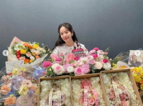 한지민, 꽃보다 빛나는 미모...늘 고맙고 감사해요..[TEN★]
