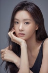 이세희, 새 프로필 화보 공개→확 달라진 분위기 ‘대체불가’