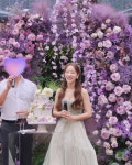 5살 연상 사업가와 결혼 고우리 꽃길도 진흙길도 미소 잃지 않겠다[TEN★]