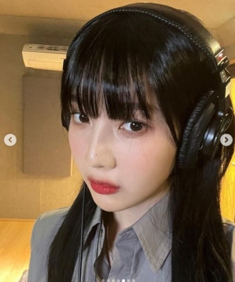 '크러쉬' 조이, 추운 날씨에도 한 줌 허리 자랑…보도고 안 믿겨 [TEN]